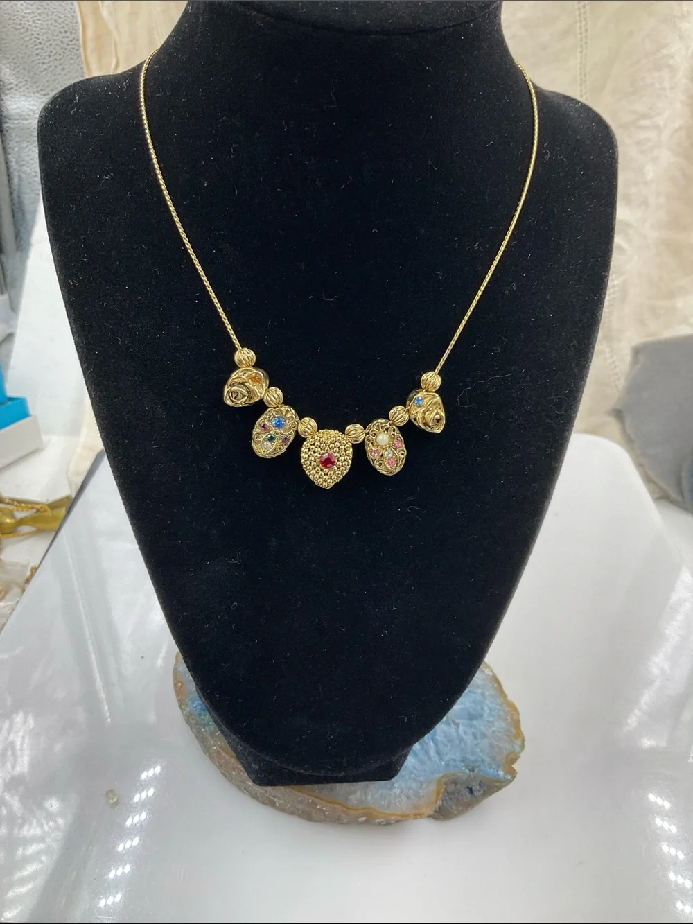 Vtg. 1970’s Gold-Tone Slide Multi Pendant Necklace With Sliding Charms